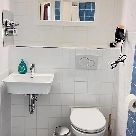 Appartamento In 0904 Colonia