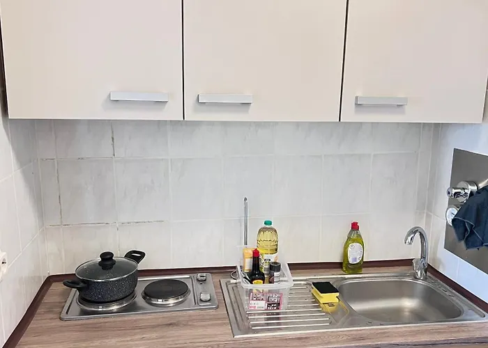 In 0904 Διαμέρισμα Κολωνία